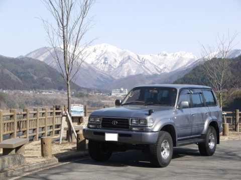 かぐらスノボ　寄り道　雪山　ランクル８０